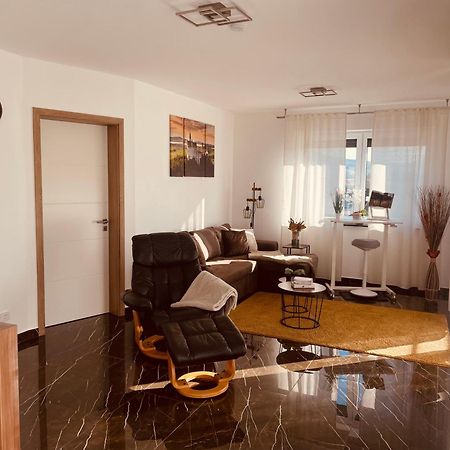 Ferienwohnung-Weinstadt Luaran gambar