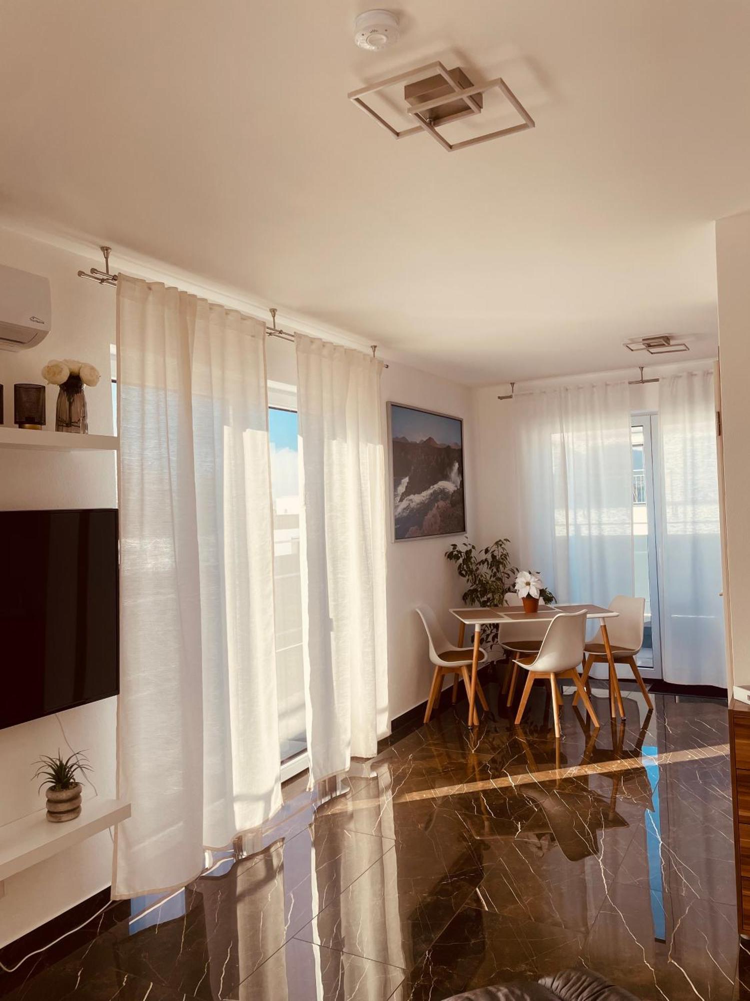 Ferienwohnung-Weinstadt Luaran gambar